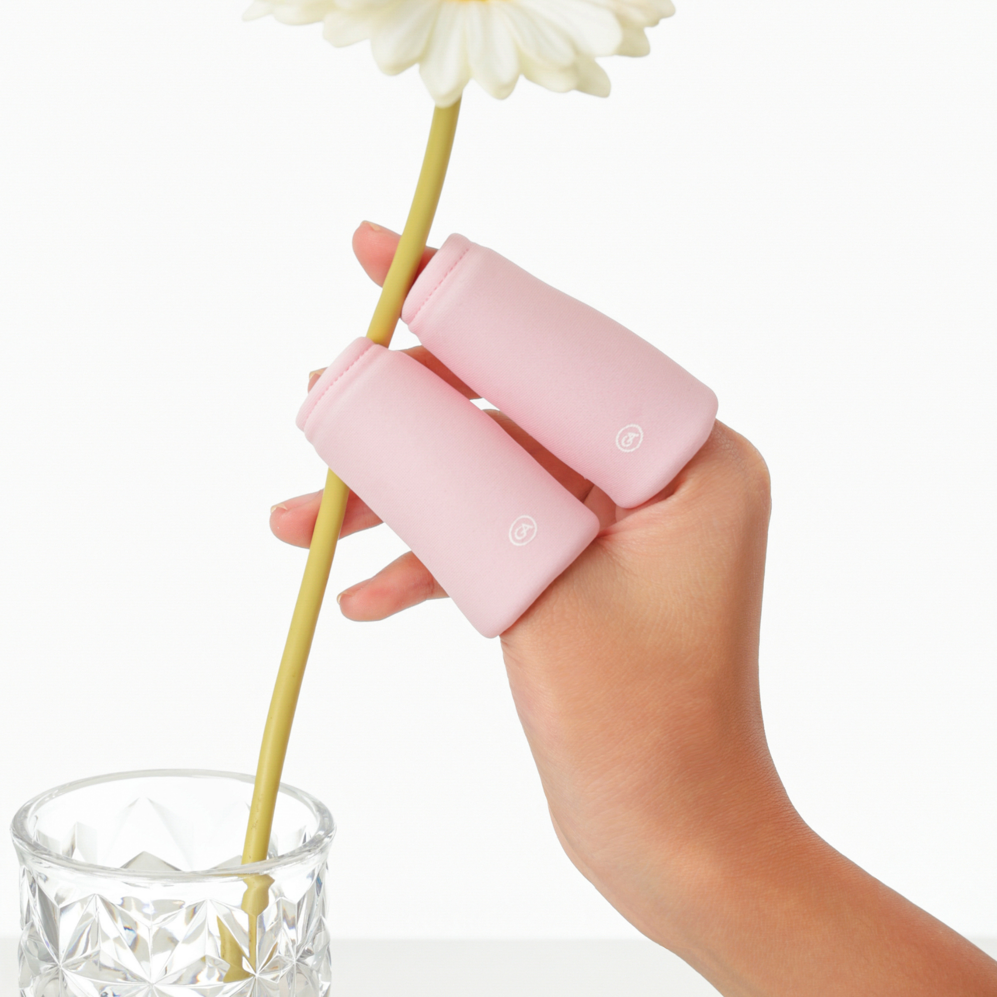 Cooling Compression Sleeve For Fingers